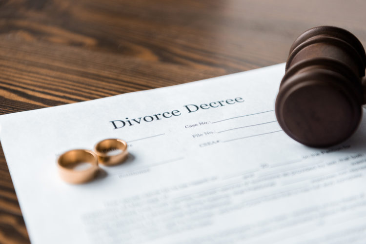 Divorce Lawyer - divorce decree