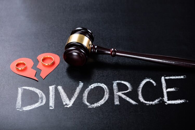 simple divorce lawyer
